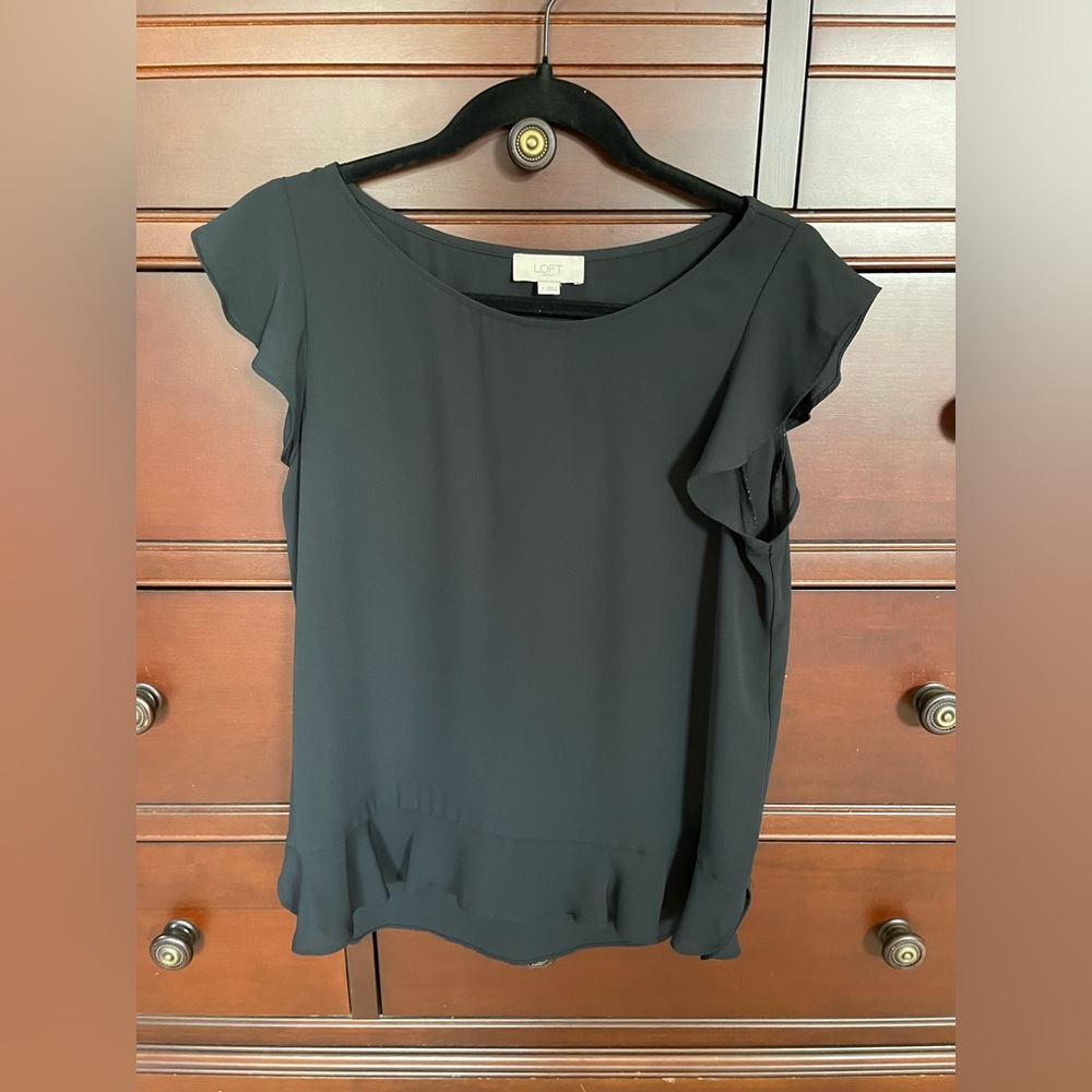 Loft - ruffle sleeve top